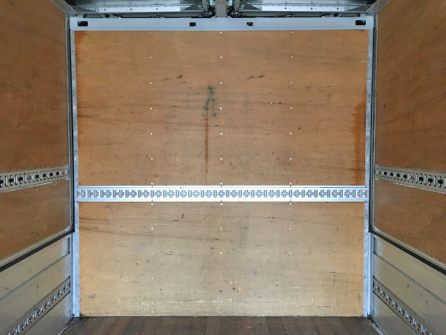 UDトラックスコンドルアルミウイング中型（4t）[写真16]