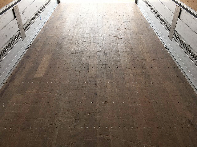 UDトラックスコンドルアルミウイング中型（4t）[写真17]