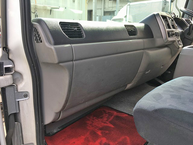 UDトラックスコンドルアルミウイング中型（4t）[写真34]