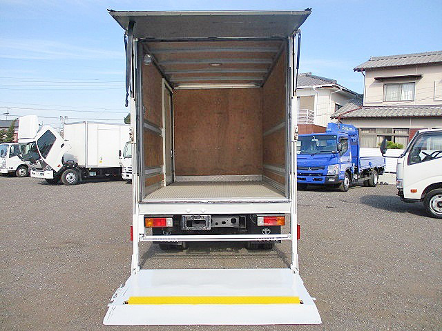 トヨタダイナパネルバン小型（2t・3t）[写真11]