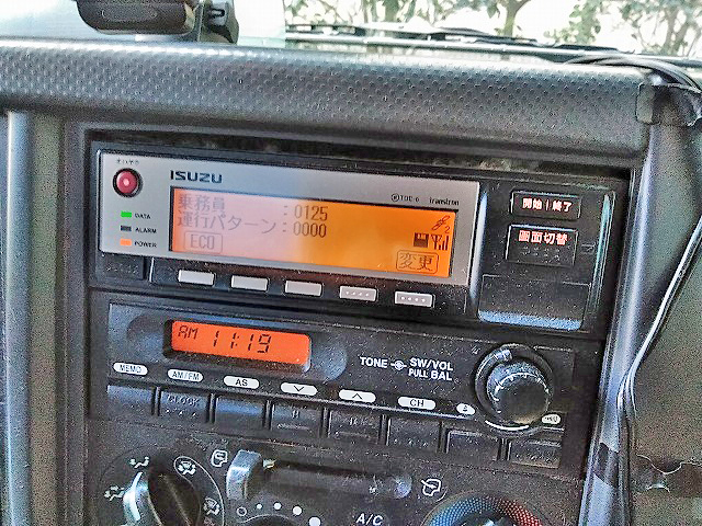 いすゞエルフクレーン6段小型（2t・3t）[写真37]