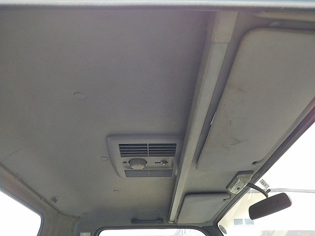 日産アトラスクレーン4段小型（2t・3t）[写真28]