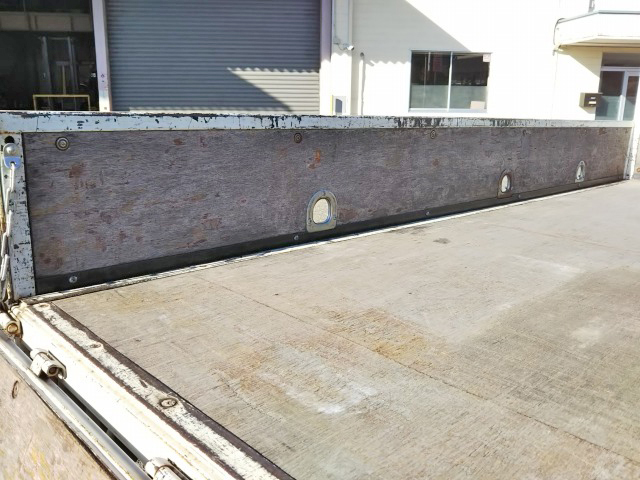 三菱ふそうキャンタークレーン3段小型（2t・3t）[写真16]