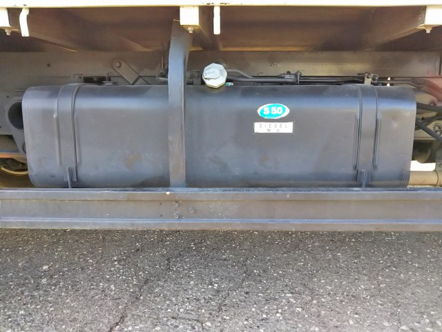 三菱ふそうキャンタークレーン3段小型（2t・3t）[写真25]