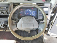 三菱ふそうキャンタークレーン3段小型（2t・3t）[写真37]