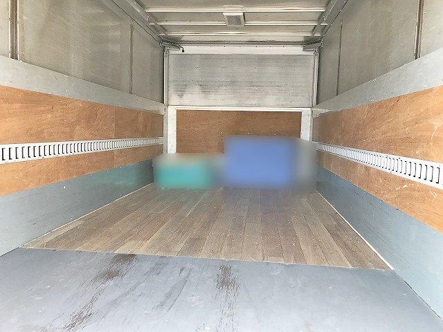 三菱ふそうキャンターアルミバン小型（2t・3t）[写真13]