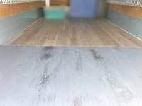 三菱ふそうキャンターアルミバン小型（2t・3t）[写真15]