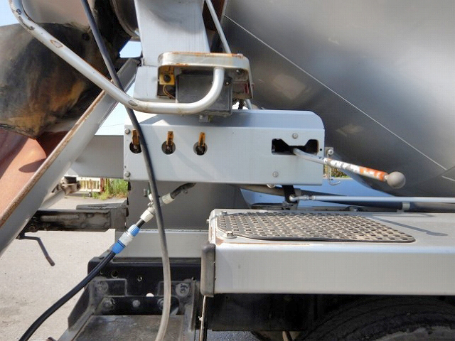 日野プロフィアミキサー車（コンクリートミキサー）大型（10t）[写真13]