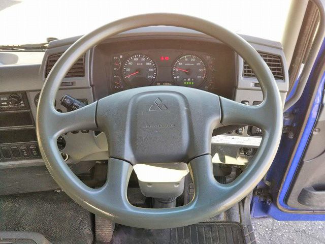 三菱ふそうファイタークレーン3段中型（4t）[写真36]