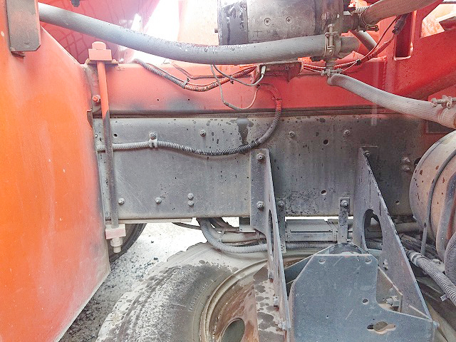 いすゞギガミキサー車（コンクリートミキサー）大型（10t）[写真15]