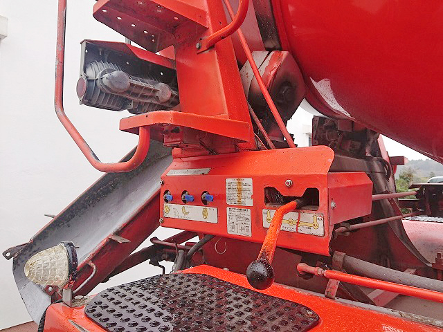 いすゞギガミキサー車（コンクリートミキサー）大型（10t）[写真06]