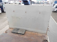 三菱ふそうファイタークレーン4段増トン（6t・8t）[写真12]