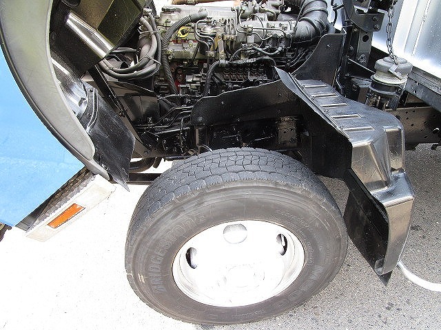 日野レンジャーアルミブロック中型（4t）[写真15]