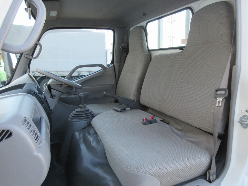 トヨタダイナ平ボディ小型（2t・3t）[写真29]