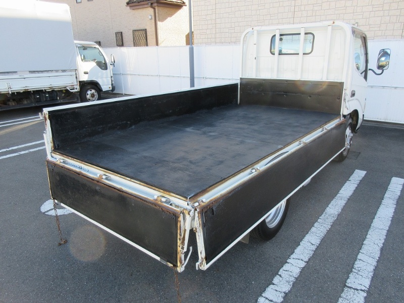 トヨタダイナ平ボディ小型（2t・3t）[写真07]