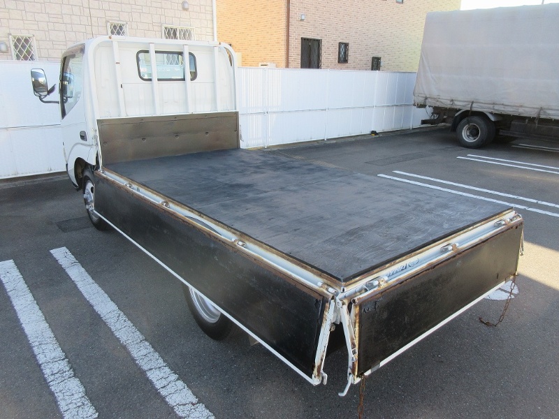 トヨタダイナ平ボディ小型（2t・3t）[写真08]