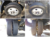 いすゞエルフ平ボディ小型（2t・3t）[写真19]