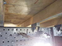 いすゞエルフ平ボディ小型（2t・3t）[写真22]