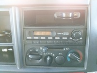 いすゞエルフ平ボディ小型（2t・3t）[写真36]