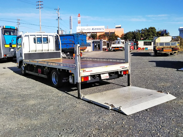 いすゞエルフ平ボディ小型（2t・3t）[写真04]
