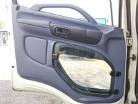 日野レンジャーアルミウイング中型（4t）[写真28]