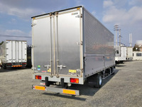 日野レンジャーアルミウイング中型（4t）[写真02]