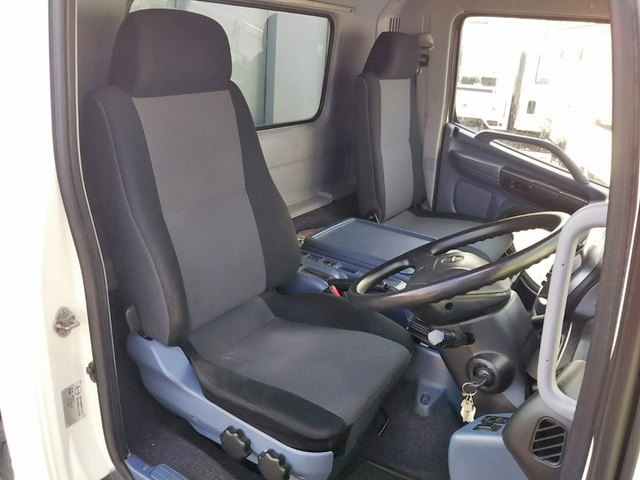 日野レンジャーアルミウイング中型（4t）[写真31]