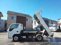 いすゞエルフダンプ小型（2t・3t）[写真06]