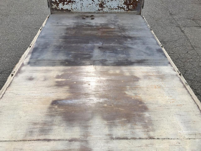 三菱ふそうキャンター平ボディ小型（2t・3t）[写真15]