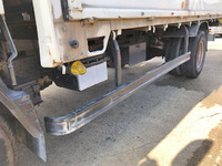 三菱ふそうキャンター平ボディ小型（2t・3t）[写真19]