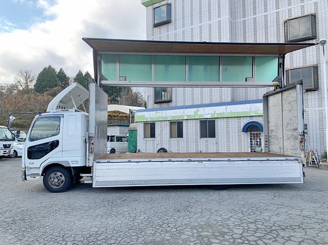 三菱ふそうファイターアルミウイング中型（4t）[写真10]