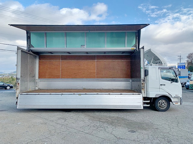 三菱ふそうファイターアルミウイング中型（4t）[写真06]
