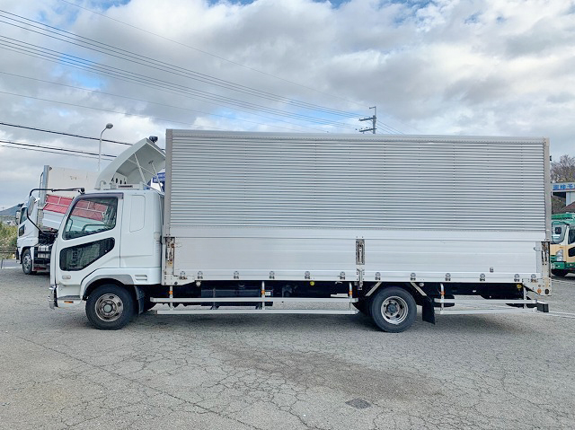 三菱ふそうファイターアルミウイング中型（4t）[写真08]