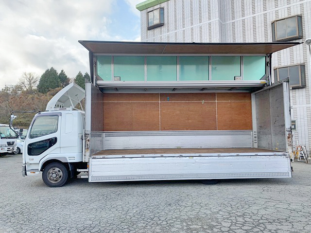 三菱ふそうファイターアルミウイング中型（4t）[写真09]