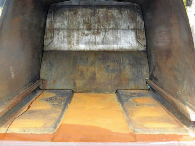 日野レンジャーパッカー車（塵芥車）中型（4t）[写真13]