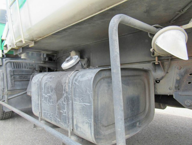 日野レンジャーパッカー車（塵芥車）中型（4t）[写真20]