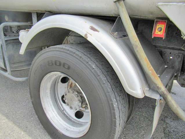 日野レンジャーパッカー車（塵芥車）中型（4t）[写真29]