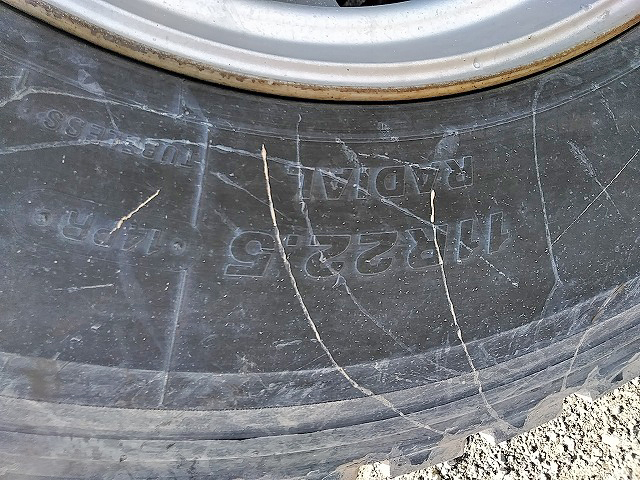 日野プロフィアトレーラーヘッド（トラクターヘッド）大型（10t）[写真17]