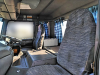 日野プロフィアトレーラーヘッド（トラクターヘッド）大型（10t）[写真23]