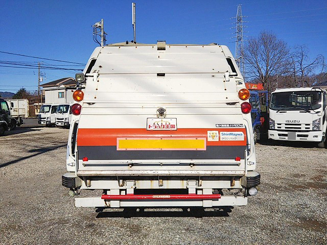 日産コンドルパッカー車（塵芥車）中型（4t）[写真11]