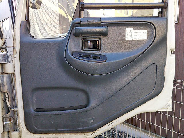 日産コンドルパッカー車（塵芥車）中型（4t）[写真29]