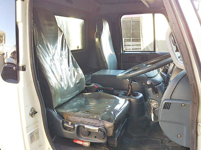 日産コンドルパッカー車（塵芥車）中型（4t）[写真30]