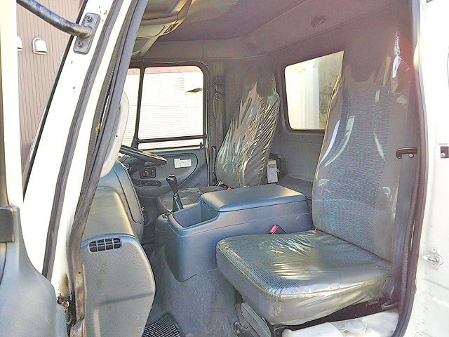 日産コンドルパッカー車（塵芥車）中型（4t）[写真33]