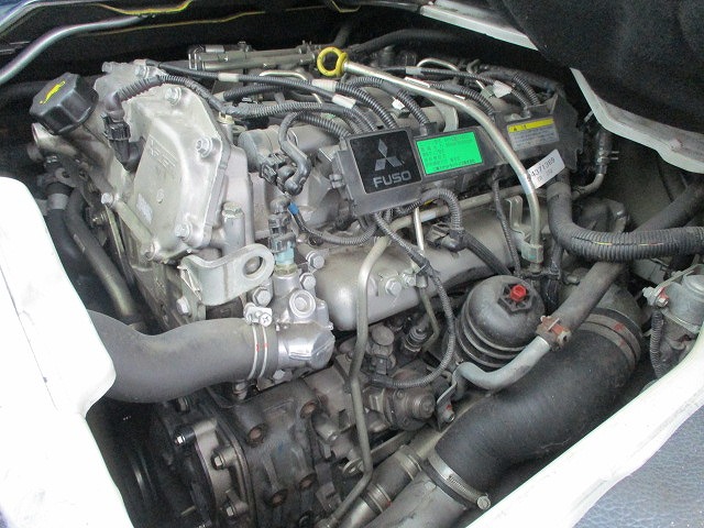 三菱ふそうキャンターダブルキャブ（Wキャブ）小型（2t・3t）[写真16]