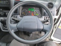 三菱ふそうキャンターダブルキャブ（Wキャブ）小型（2t・3t）[写真24]