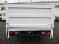 三菱ふそうキャンターダブルキャブ（Wキャブ）小型（2t・3t）[写真05]