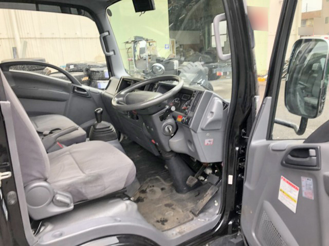 日産アトラスクレーン4段小型（2t・3t）[写真12]