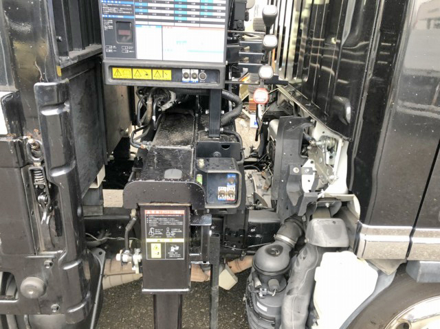 日産アトラスクレーン4段小型（2t・3t）[写真06]