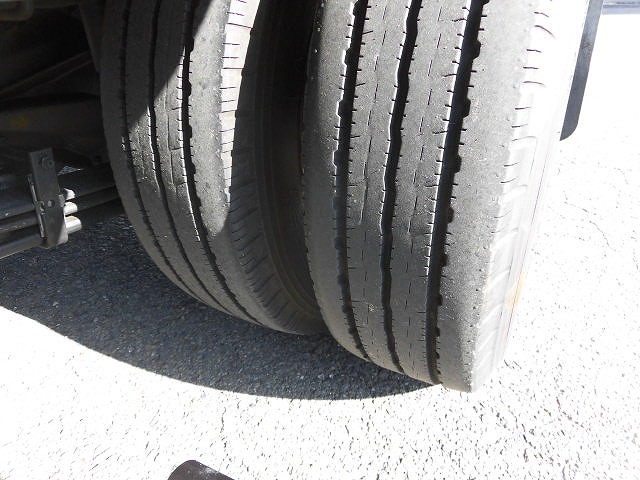 トヨタダイナアルミバン小型（2t・3t）[写真18]