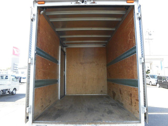 トヨタダイナアルミバン小型（2t・3t）[写真05]